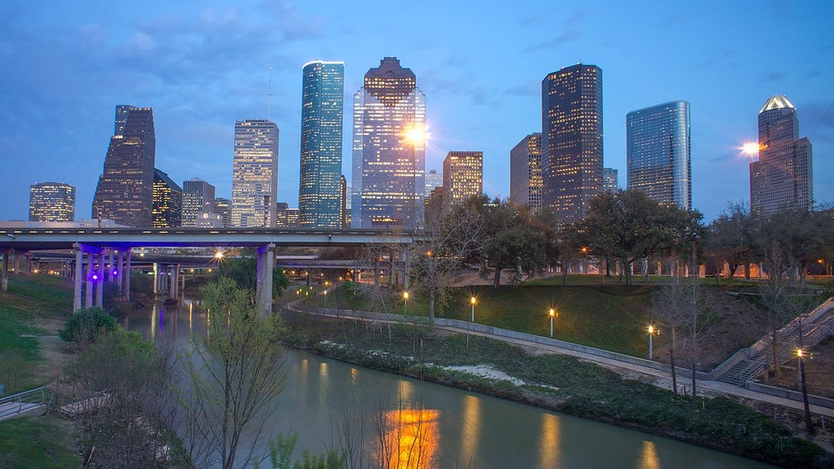 Houston Texas skyline, Texas ESA landlord rights
