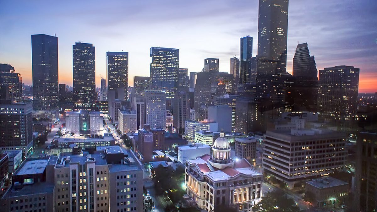 Dallas Texas skyline at dusk, Texas pet rent and ESA letters