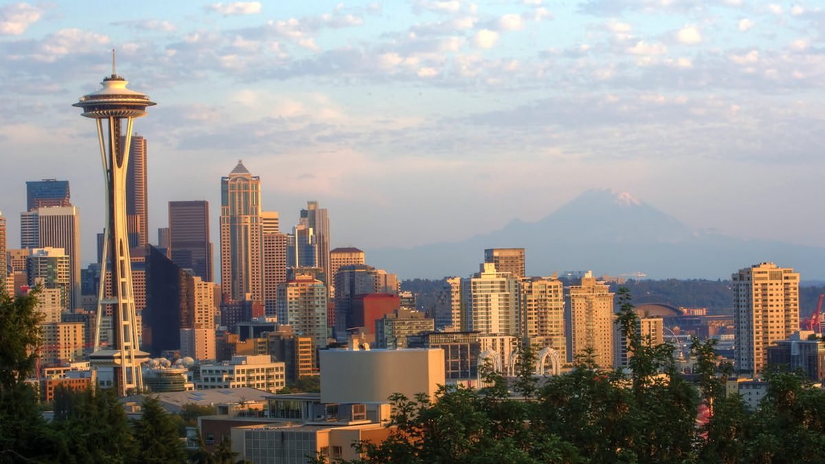 Seattle skyline with the Space Needle, Washington State ESA guide